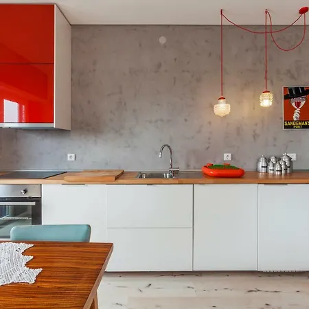 Spacious And Bright Ap Ii *