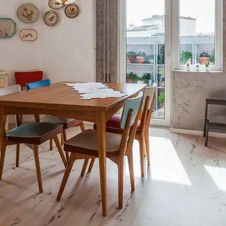 Spacious And Bright Ap Ii