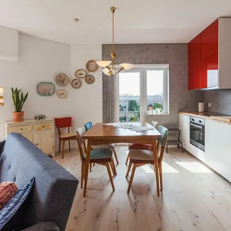 Spacious And Bright Ap Ii *