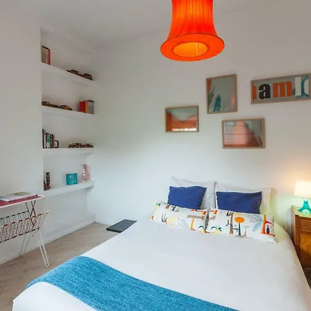 Spacious And Bright Ap Ii