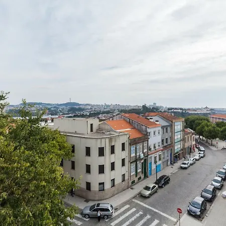 Spacious And Bright Ap Ii *